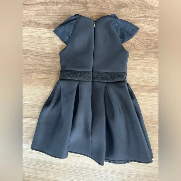 Baker by Ted Baker Toddler Girls Short Sleeve Black Dress Size 2-3 Years NWOT - Picture 6 of 8